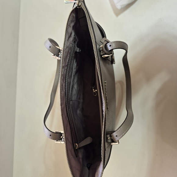 Michael Kors Jet Set East/West Tote Pearl Gray - Picture 9 of 14